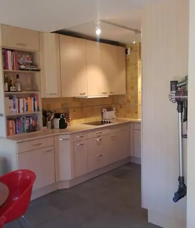 115 M2 En Rez De Jardin Apartment