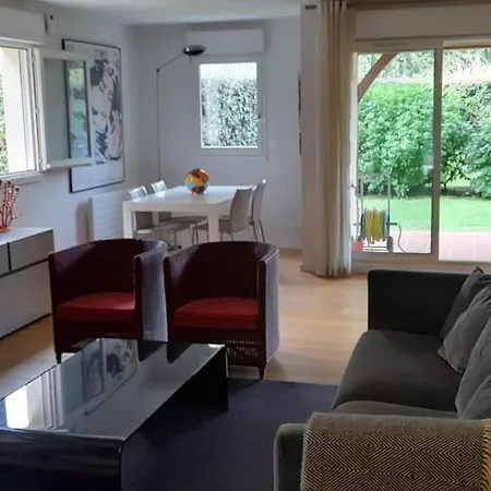 115 M2 En Rez De Jardin