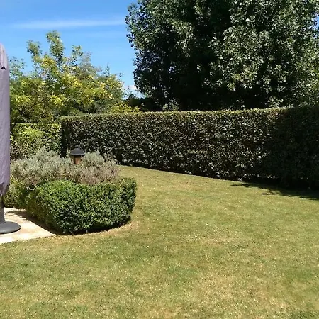 115 M2 En Rez De Jardin Apartment